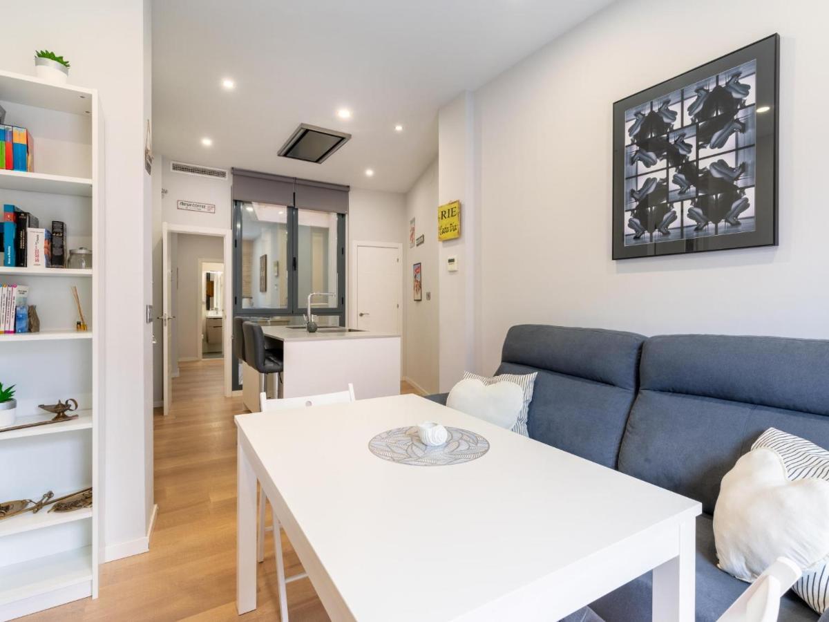 Holi-Rent Padre Manjon Apartment เซบีญา ภายนอก รูปภาพ
